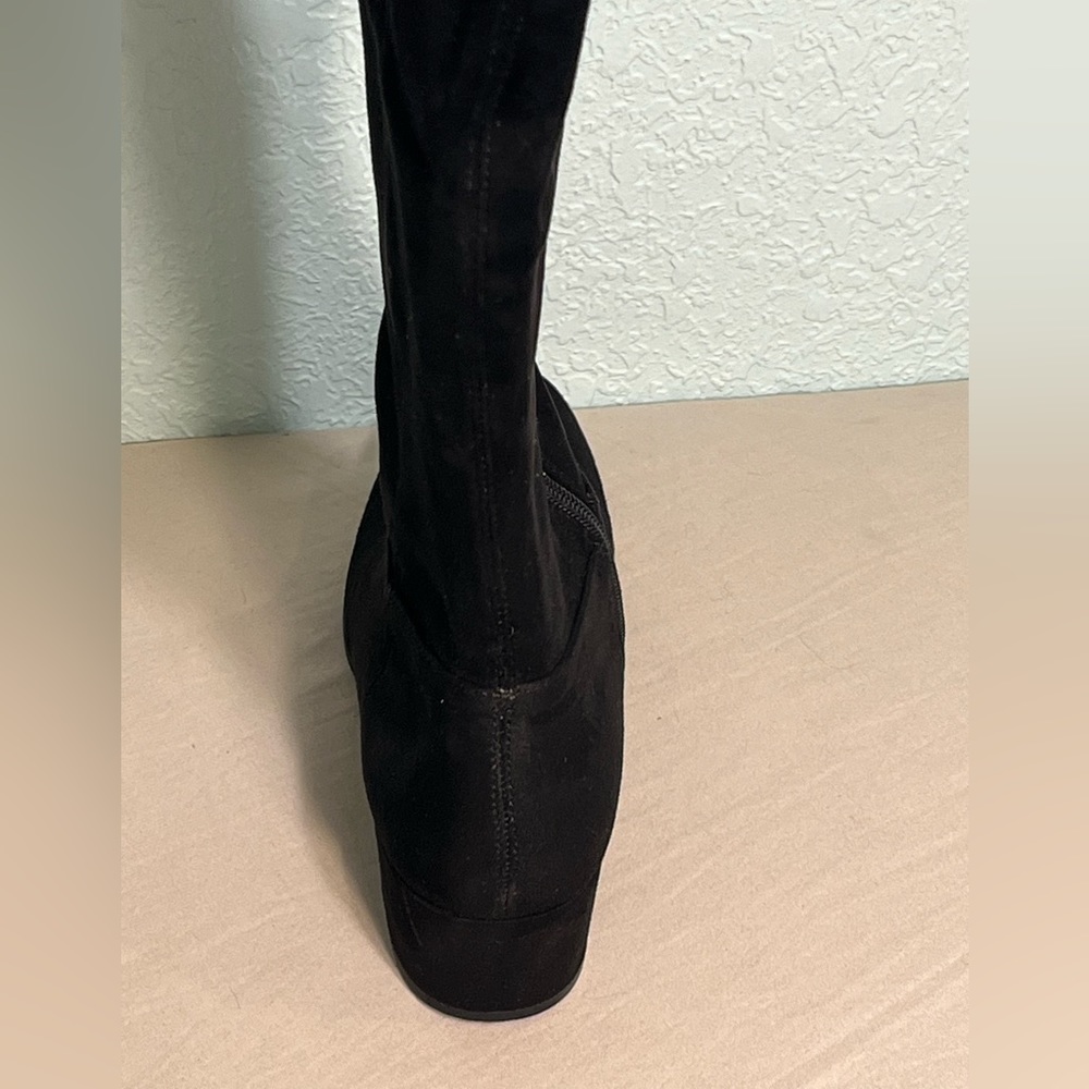 CHINESE LAUNDRY Festive Over The Knee Boot in Black Size 5.5 - Picture 15 of 16
